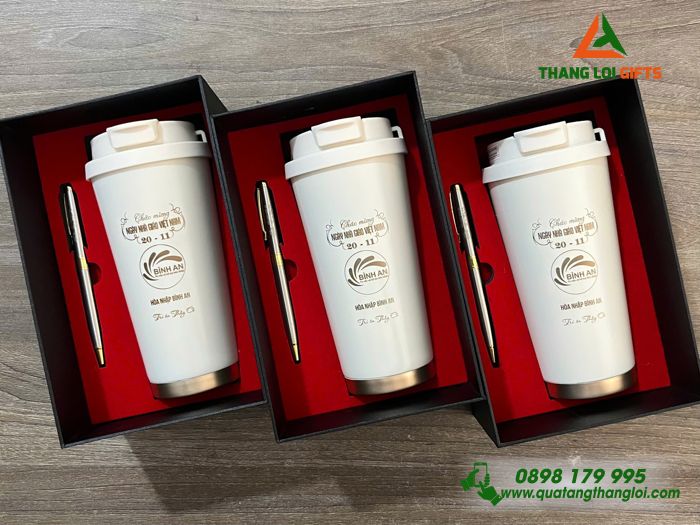 Combo Quà Tặng (Ly Giữ Nhiệt + Bút Ký) Màu Trắng Kem - In Khắc Logo Doanh Nghiệp Bình An