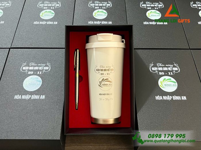 Combo Quà Tặng (Ly Giữ Nhiệt + Bút Ký) Màu Trắng Kem - In Khắc Logo Doanh Nghiệp Bình An