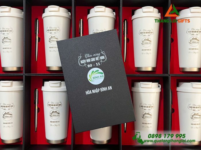 Combo Quà Tặng (Ly Giữ Nhiệt + Bút Ký) Màu Trắng Kem - In Khắc Logo Doanh Nghiệp Bình An