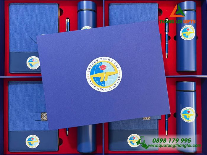 Bộ Quà Tặng (Sổ+ Bình+ Bút) Màu Xanh - In Khắc Logo Trường Trung Cấp Bách Khoa Toàn Cầu