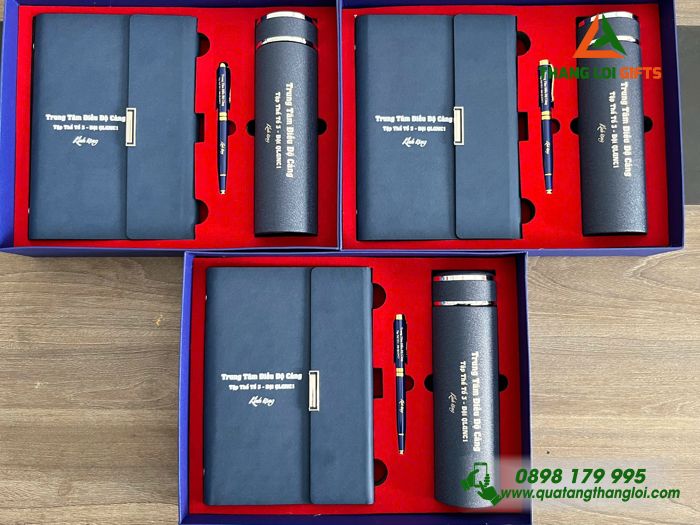Bộ Quà Tăng (Sổ+ Bình+ Bút) Màu Xanh - In Khắc Tên Trung Tâm Điều Độ Cảng
