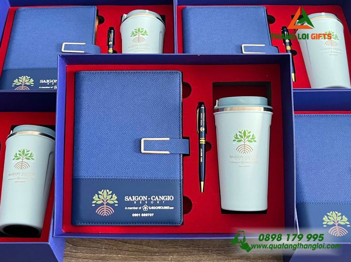 Giftset Bộ Quà Tặng (Sổ+ Ly+ Bút) Màu Xanh - In Khắc Logo Doanh Nghiệp Sài Gòn Resort