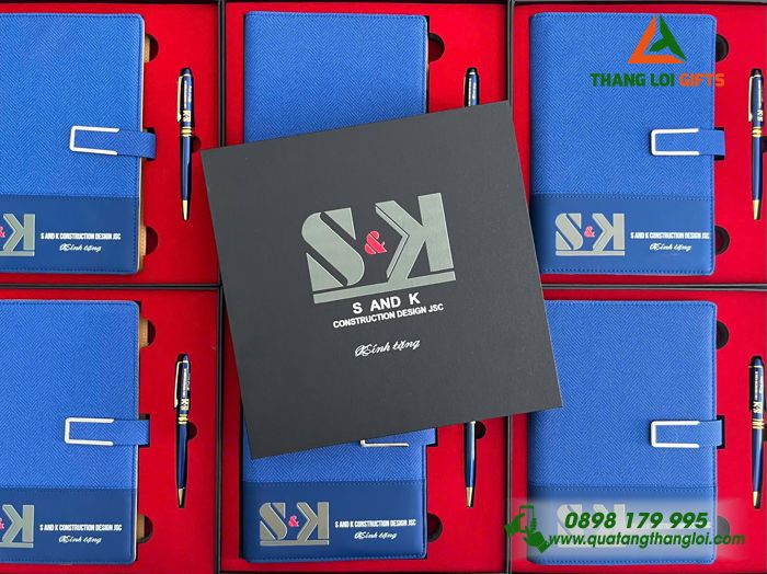 Combo Quà Tặng (Sổ Tay & Bút Ký) Màu Xanh - In Khắc Logo Doanh Nghiệp S AND K