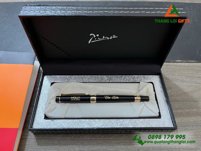 Bút Ký Cao Cấp Picasso Màu Đen Khoen Vàng - Khắc Logo Doanh Nghiệp MOLLY Nguyen Design