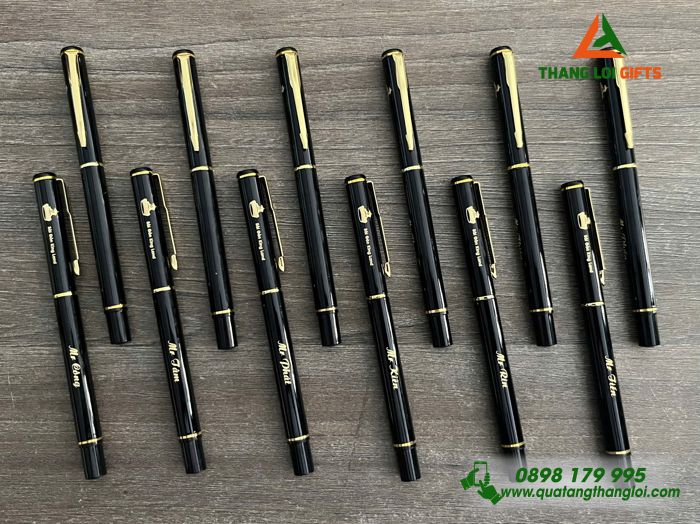 Bút Ký Kim Loại Màu Đen Khoen Vàng - Khắc Logo Doanh Nghiệp Sài Gòn King Land