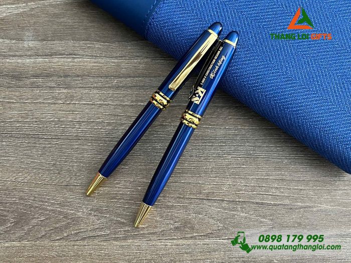 Bút Ký Kim Loại Xoay Màu Xanh Khoen Vàng - Khắc Logo Doanh Nghiệp S AND K