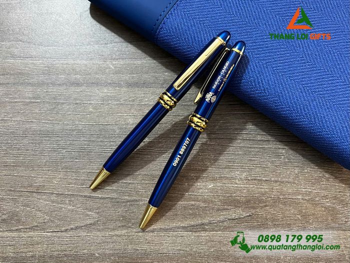 Bút Ký Kim Loại Xoay Màu Xanh Khoen Vàng - Khắc Logo Doanh Nghiệp Sài Gòn Cần Giờ Resort