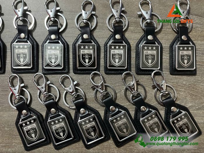 Móc Khóa Da Phối Kim Loại - Khắc Logo FOOTBALL CLUB 4B-TCL
