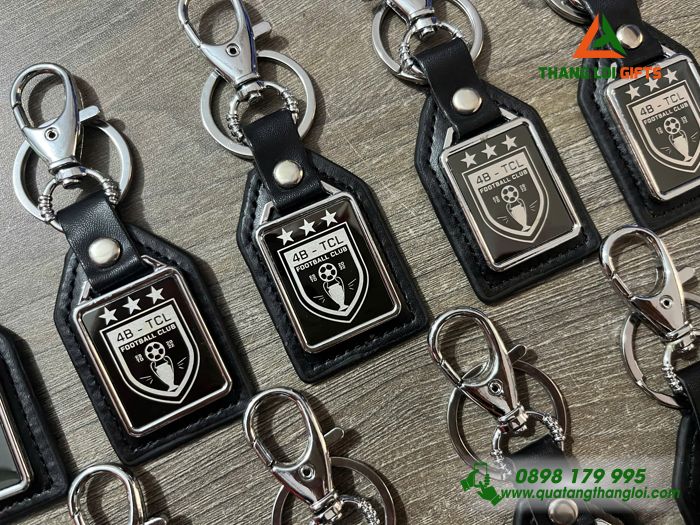 Móc Khóa Da Phối Kim Loại - Khắc Logo FOOTBALL CLUB 4B-TCL