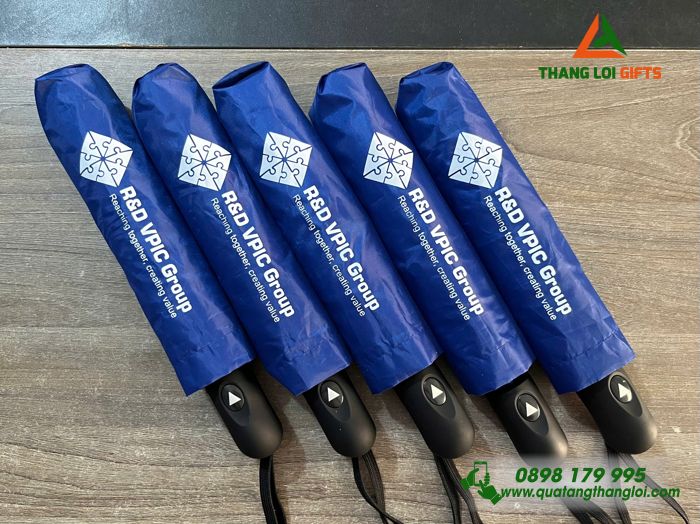 Ô Dù Cầm Tay Màu Xanh - In Logo Doanh Nghiệp R&D VPIC Group