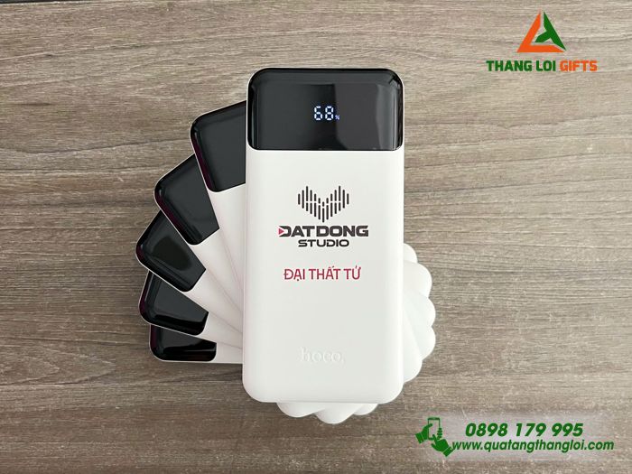 Pin Sạc Dự Phòng Hoco 10.000mAh Màu Trắng - In Logo Doanh Nghiệp Đất Đồng STUDIO