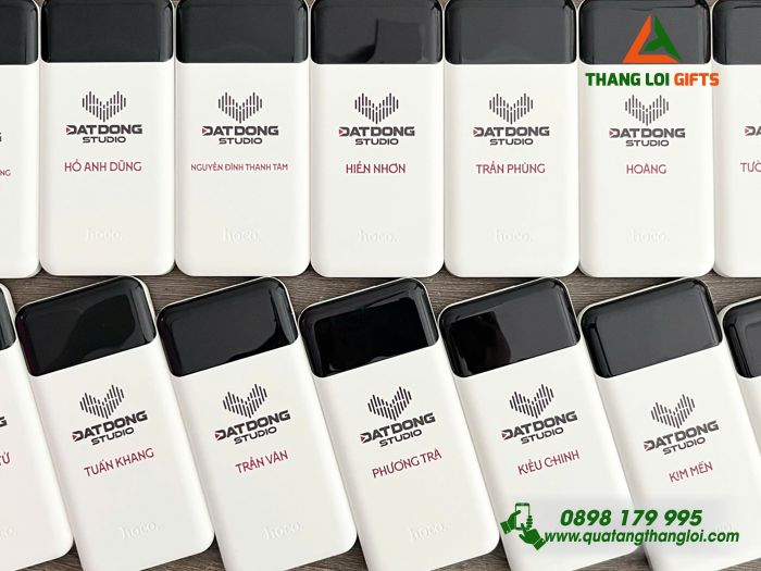 Pin Sạc Dự Phòng Hoco 10.000mAh Màu Trắng - In Logo Doanh Nghiệp Đất Đồng STUDIO