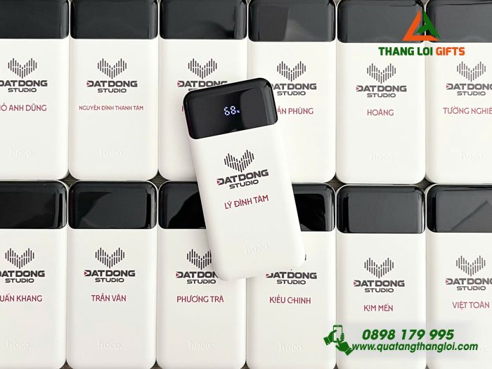 Pin Sạc Dự Phòng Hoco 10.000mAh Màu Trắng - In Logo Doanh Nghiệp Đất Đồng STUDIO