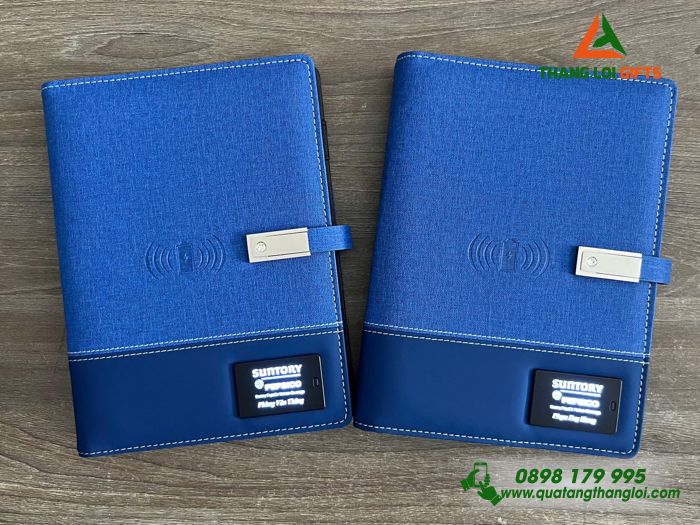 Sổ Tay Đa Năng 8.000mAh Màu Xanh - Khắc Logo Doanh Nghiệp Suntory Pepsico