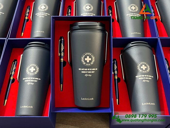 Bộ Quà Tặng (Ly Lock & Bút) Màu Xanh - In Khắc Logo Hội Chữ Thập Đỏ Việt Nam