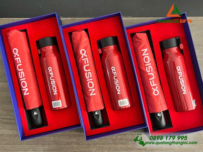 Set Quà Tặng (Ô Dù Cầm Tay+ Bình Lock&Lock) Màu Đỏ - In Logo Thương Hiệu FUSION