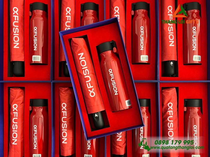 Set Quà Tặng (Ô Dù Cầm Tay+ Bình Lock&Lock) Màu Đỏ - In Logo Thương Hiệu FUSION