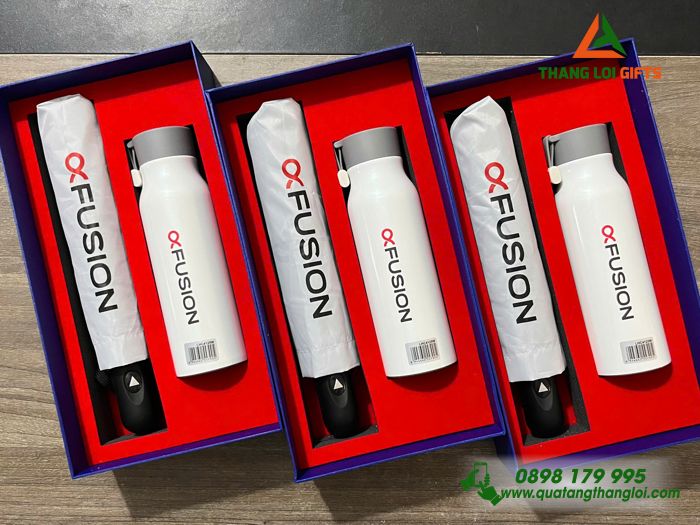 Set Quà Tặng (Ô Dù Cầm Tay+ Bình Lock&Lock) - In Logo FUSION