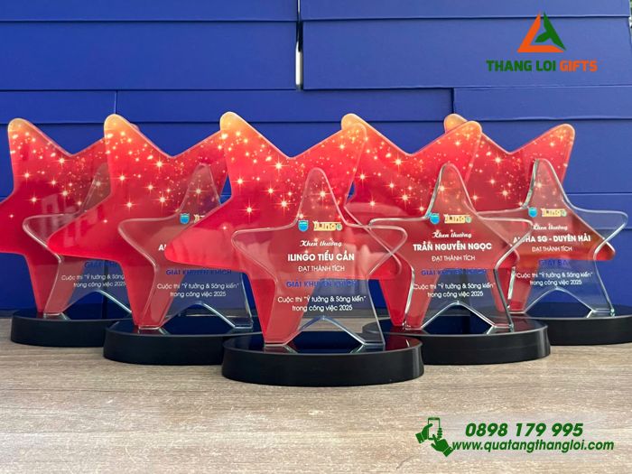 Cup Pha Lê Dạng Ngôi Sao - In Logo Trung Tâm Ngoại Ngữ ALOHA Sài Gòn