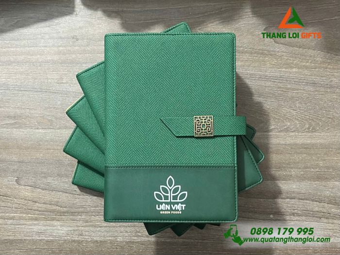 Sổ Tay Bìa Còng Màu Xanh Lá - In Logo Doanh Nghiệp Liên Việt Xanh