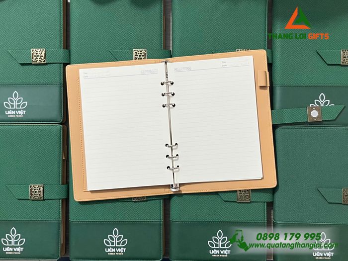 Sổ Tay Bìa Còng Màu Xanh Lá - In Logo Doanh Nghiệp Liên Việt Xanh