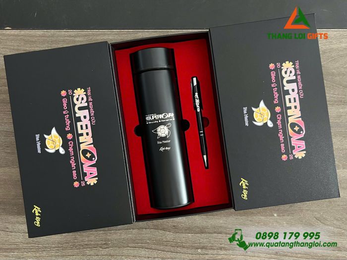 Combo Quà Tặng (Bình+ Bút) Màu Đen - In Khắc Logo Trại Hè Nghiên Cứu Supernova