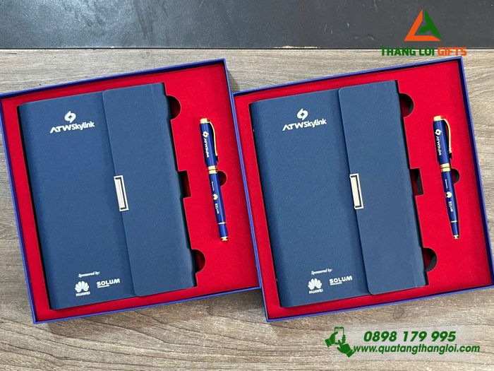 Combo Quà Tặng (Sổ & Bút) Màu Xanh - In Khắc Logo Doanh Nghiệp HUAWEI