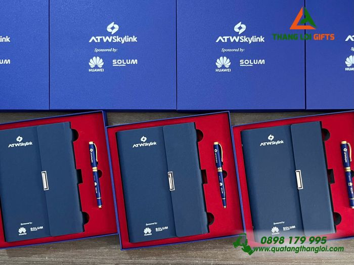 Combo Quà Tặng (Sổ & Bút) Màu Xanh - In Khắc Logo Doanh Nghiệp HUAWEI