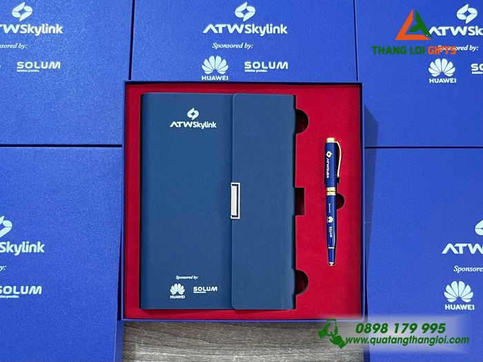 Combo Quà Tặng (Sổ & Bút) Màu Xanh - In Khắc Logo Doanh Nghiệp HUAWEI