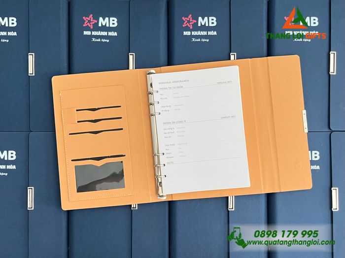 Sổ Da Bìa Còng Gập 3 Màu Xanh - In Logo Ngân Hàng MB Bank