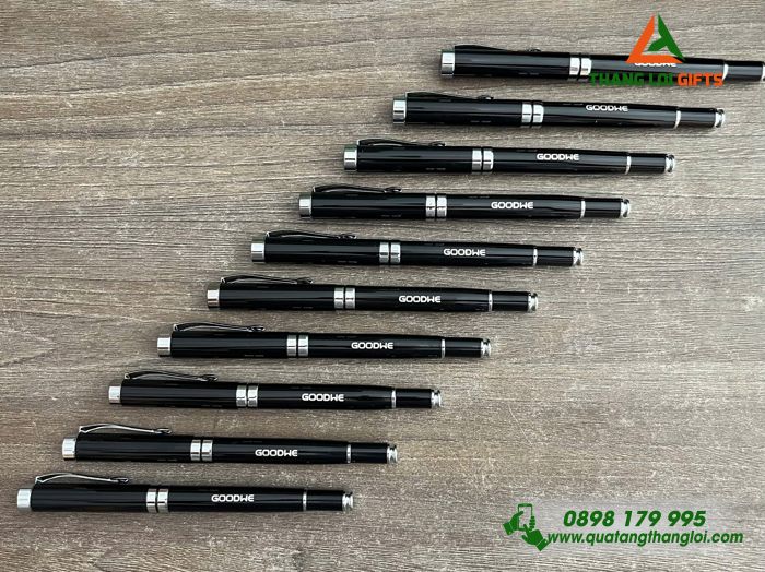 Bút Ký Kim Loại Nắp Màu Đen Khoen Bạc - Khắc Logo Doanh Nghiệp GOODWE