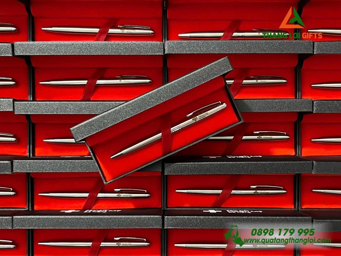 Bút Ký Kim Loại Xoay - Khắc Logo Bệnh Viện Hoàn Mỹ Đà Nẵng