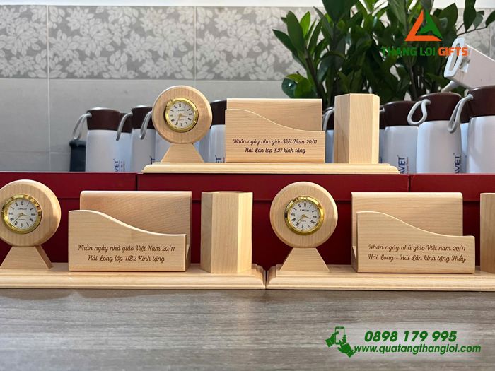 Đồng Hồ Gỗ Để Bàn - Khắc Logo Làm Quà Tặng Thầy Cô Giáo