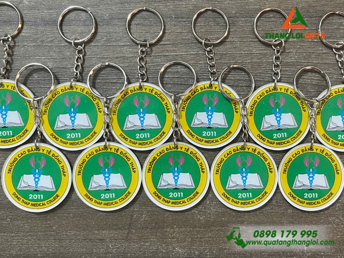 Móc Khóa Mica - In Logo Trường Cao Đẳng Y Tế Đồng Tháp