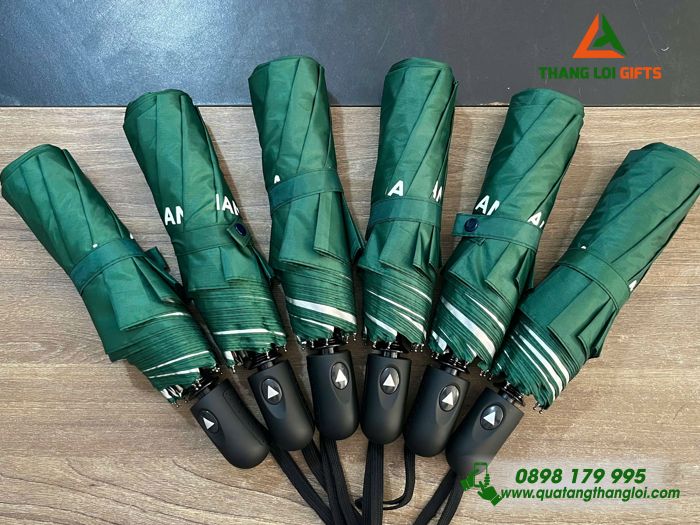 Ô Dù Cầm Tay Gập 3 Màu Xanh Lá - In Logo Doanh Nghiệp WYNDHAM GARDEN