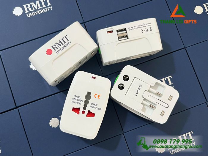 Adapter Du Lịch Nhiều Đầu - In Logo Trường Đại Học RMIT Làm Quà Tặng