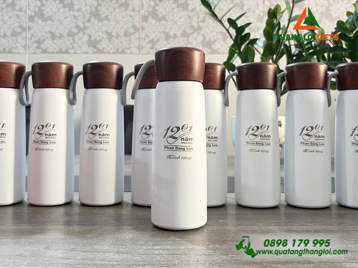 Bình Giữ Nhiệt Nắp Gỗ Màu Trắng - Khắc Logo Lớp 12C1 Trường THPT Phan Đăng Lưu