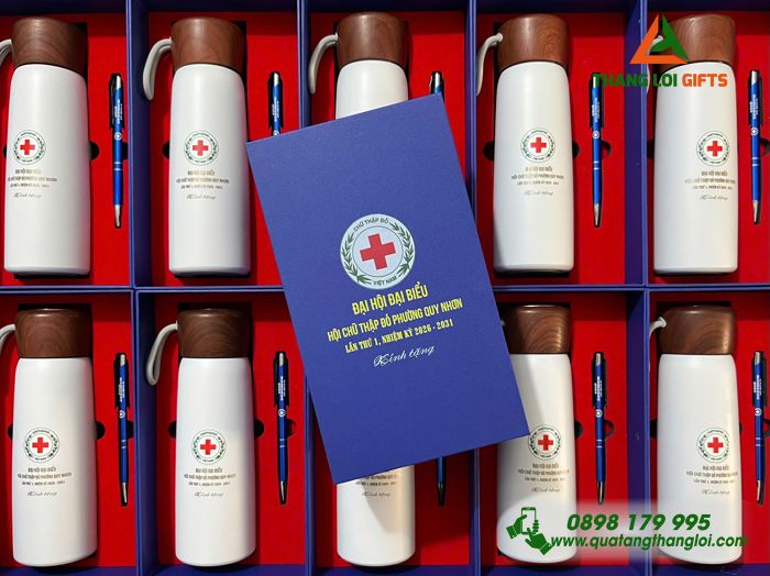 Combo Quà Tặng (Bình & Bút) - In Khắc Logo Hội Chữ Thập Đỏ Phường Quy Nhơn Làm Quà Đại Hội