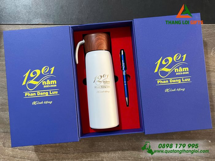 Bộ Quà Tặng (Bình & Bút) - In Khắc Logo Lớp 12C1 Trường THPT Phan Đăng Lưu
