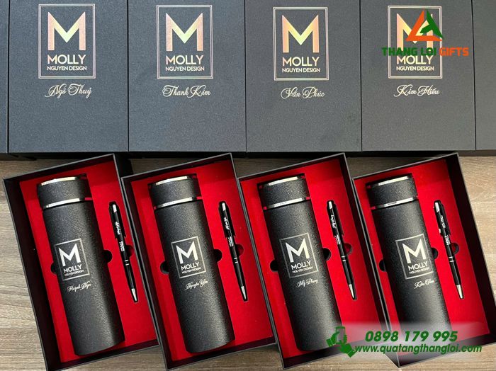 Bộ Quà Tặng (Bình & Bút) Màu Đen - In Khắc Logo Doanh Nghệp MOLLY Nguyen Design