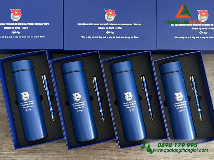 Combo Quà Tặng (Bình & Bút) Màu Xanh - In Khắc Logo Đoàn THCS Xã Thanh Sơn