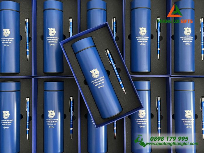 Combo Quà Tặng (Bình & Bút) Màu Xanh - In Khắc Logo Đoàn THCS Xã Thanh Sơn