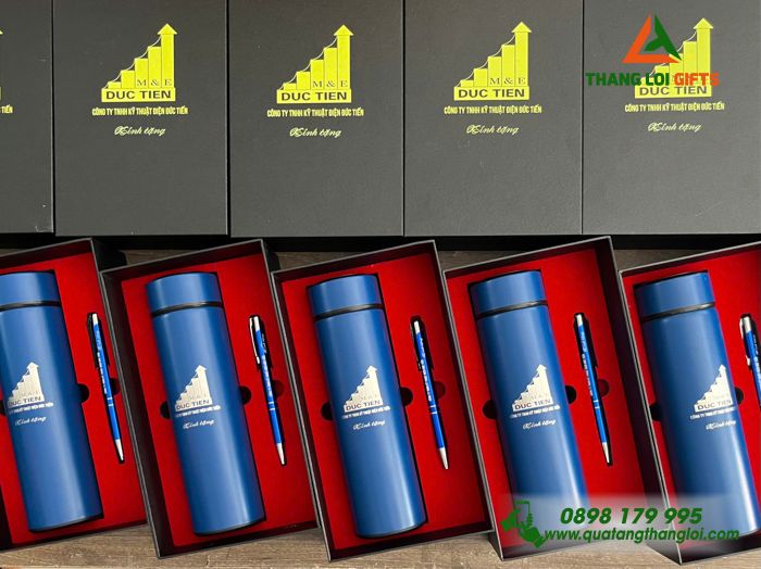 Bộ Quà Tặng (Bình & Bút) Màu Xanh - In Khắc Logo Doanh Nghiệp Kỹ Thuật Điện Đức Tiến