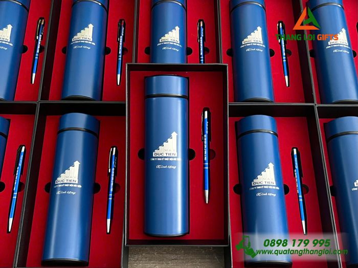 Bộ Quà Tặng (Bình & Bút) Màu Xanh - In Khắc Logo Doanh Nghiệp Kỹ Thuật Điện Đức Tiến