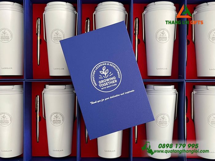 Set Quà Tặng (Ly Lock & Bút) Màu Trắng - In Khắc Logo Growing Together