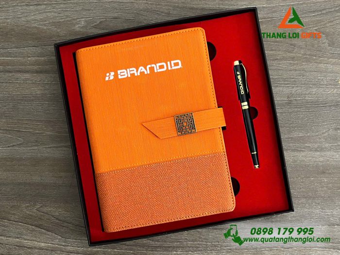 Bộ Quà Tặng (Sổ & Bút) - In Khắc Logo Doanh Nghiệp BRAND ID