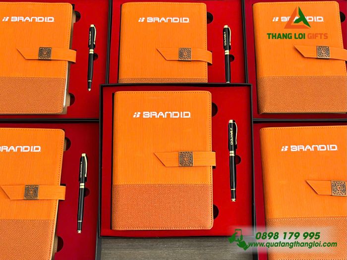 Bộ Quà Tặng (Sổ & Bút) - In Khắc Logo Doanh Nghiệp BRAND ID