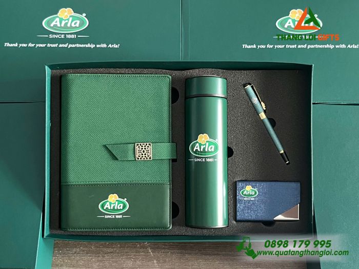 Giftset Cao Cấp (Sổ+ Bình+ Bút+ Namecard) Màu Xanh Lá - In Logo Doanh Nghiệp Arla