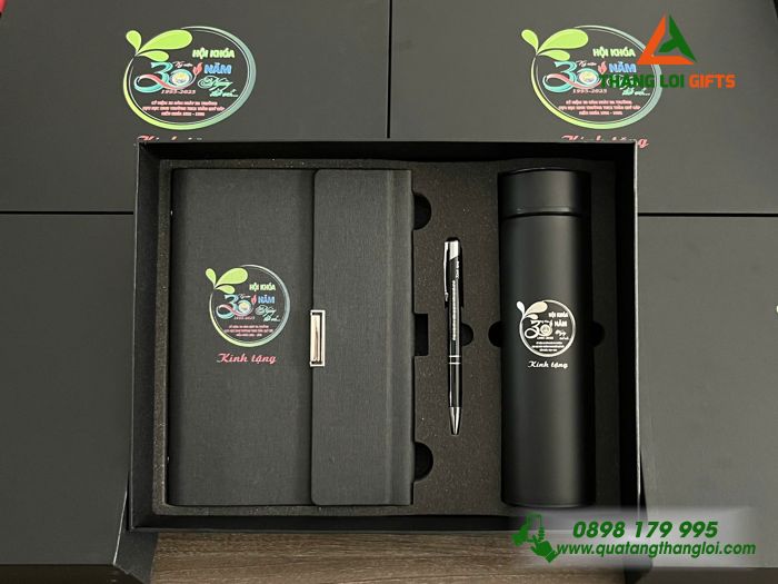 Set Quà Tặng (Sổ+ Bình+ Bút) Màu Đen - In Khắc Logo Trường THCS Trần Quý Cáp