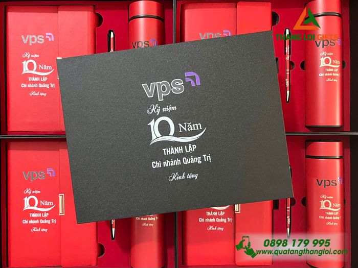 Giftset Quà Tặng (Sổ+ Bình+ Bút) Màu Đỏ - In Khắc Logo Kỷ Niệm 10 Năm Thành Lập Doanh Nghiệp VPS